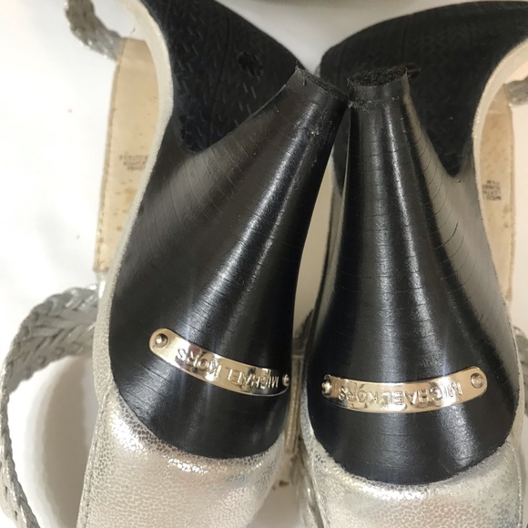 Michael Kors Silver Leather Heels Size 8 - Picture 2 of 8